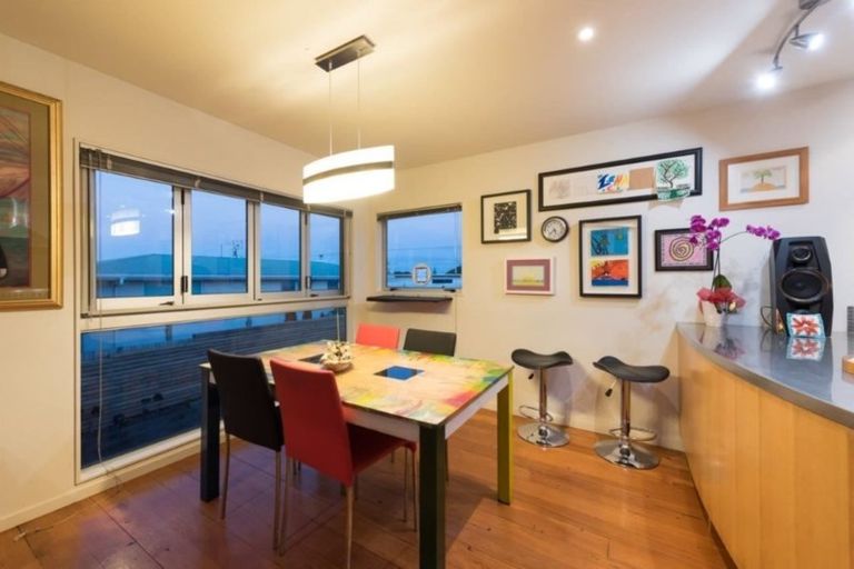 Photo of property in 17b Tui Street, Mount Maunganui, 3116