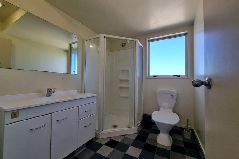 Photo of property in 105a Elizabeth Street, Riccarton, Christchurch, 8041