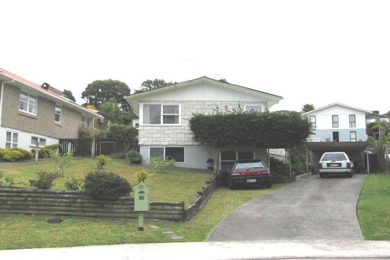 Photo of property in 16 Jonathan Place, Sunnynook, Auckland, 0620