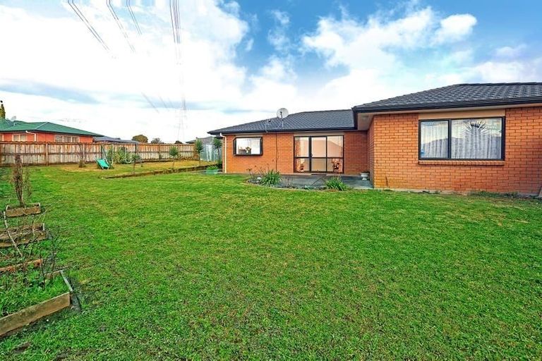 Photo of property in 40 Medvale Avenue, Flat Bush, Auckland, 2019