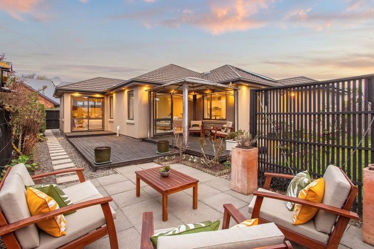 Photo of property in 4 Cayman Close, Shirley, Christchurch, 8052