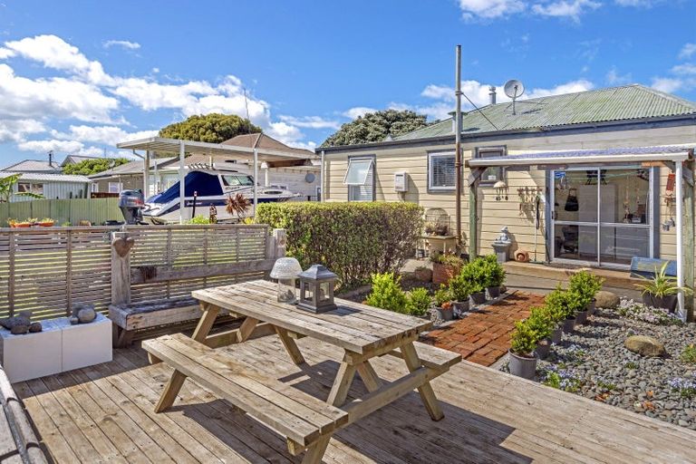 Photo of property in 39 Lyndhurst Street, Awapuni, Gisborne, 4010