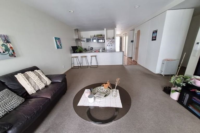 Photo of property in Zenith Apartments, 201/10 Fox Street, Parnell, Auckland, 1052