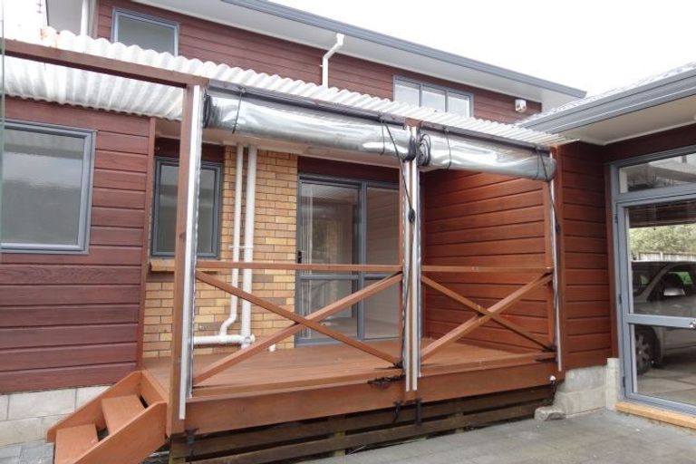 Photo of property in 8 Dunn Place, Farm Cove, Auckland, 2010