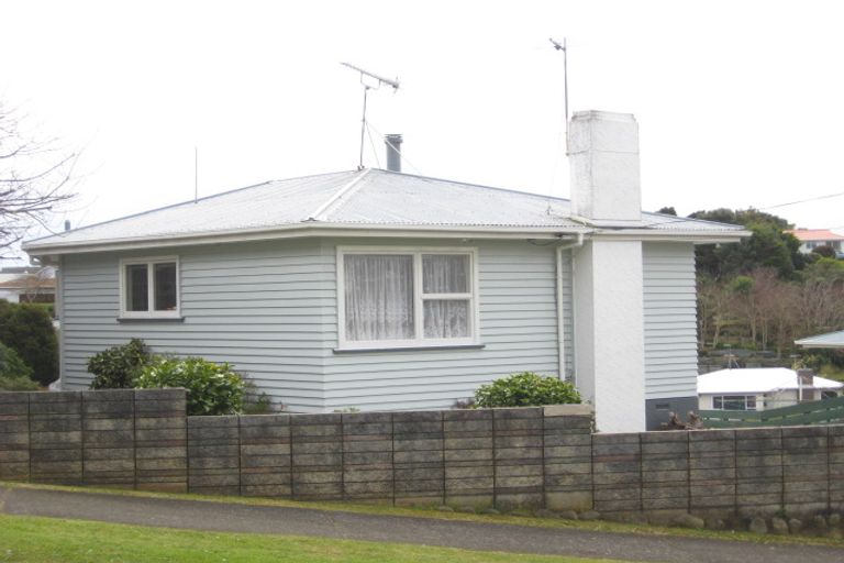 Photo of property in 12 Penrith Street, Westown, New Plymouth, 4310