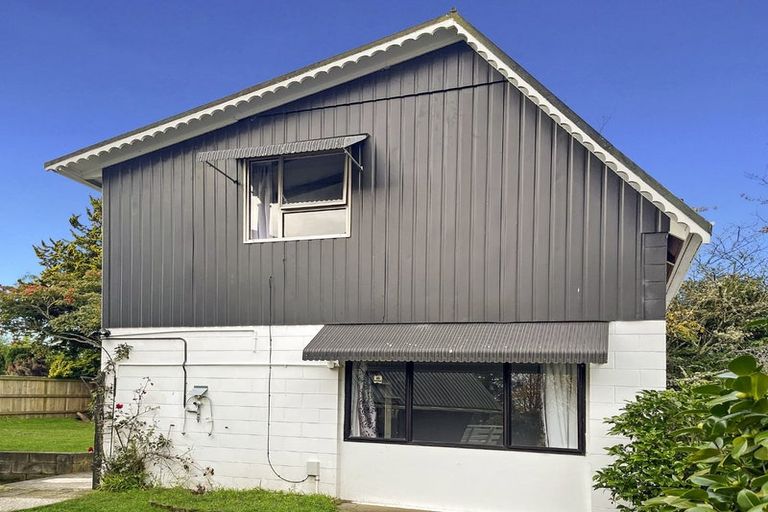 Photo of property in 44 Invergarry Road, Hilltop, Taupo, 3330