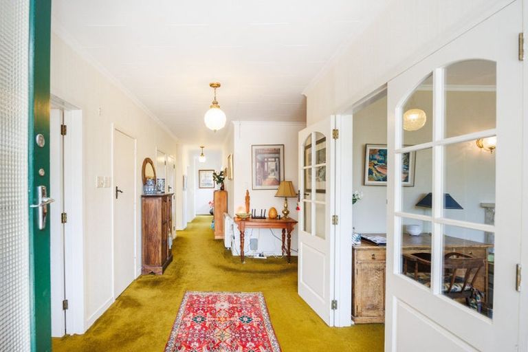 Photo of property in 30 Summerhill Drive, Fitzherbert, Palmerston North, 4410