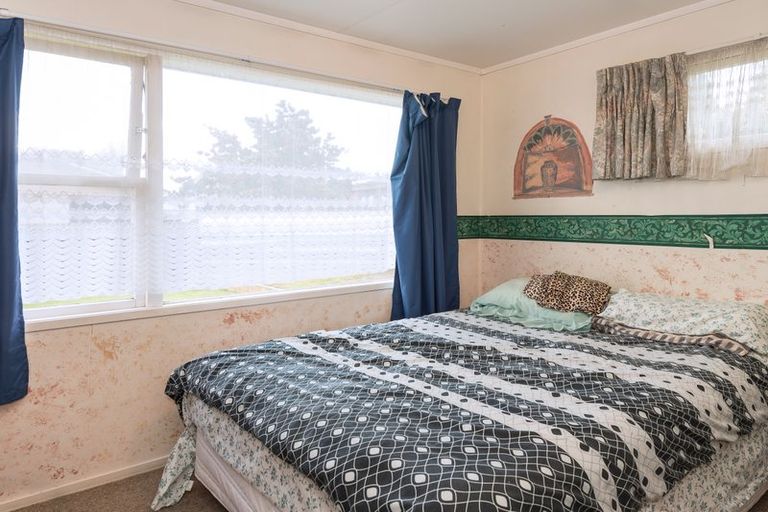 Photo of property in 8 Thackeray Place, Owhata, Rotorua, 3010