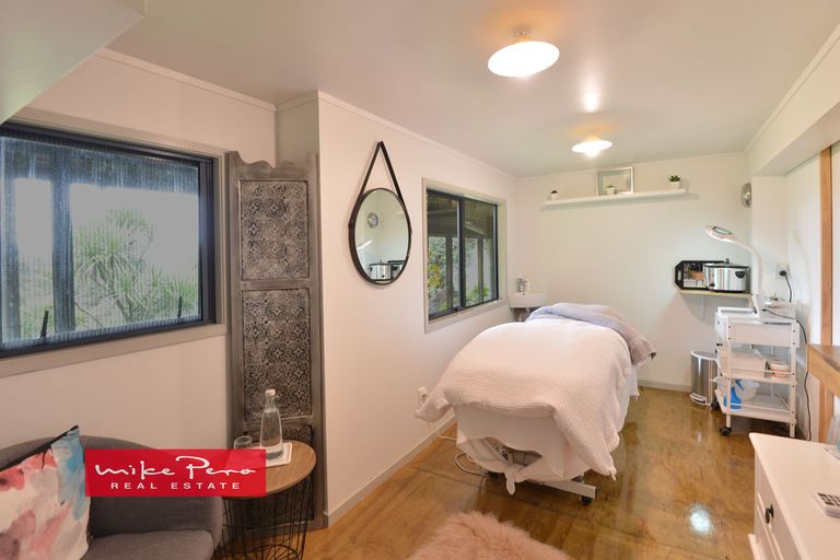 Photo of property in 27 Westwood Lane, Horahora, Whangarei, 0110