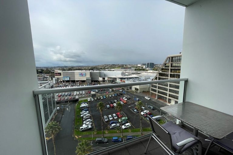 Photo of property in Proximity Apartments, 903/17 Osterley Way, Manukau, Auckland, 2104