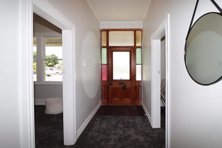 Photo of property in 276 High Street South, Carterton, 5713