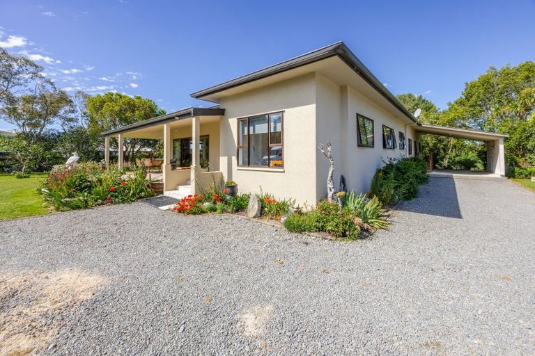 Photo of property in 105 Lindsay Road, Waipukurau, 4283
