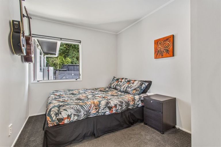 Photo of property in 2 Mabbett Lane, Waimauku, 0883