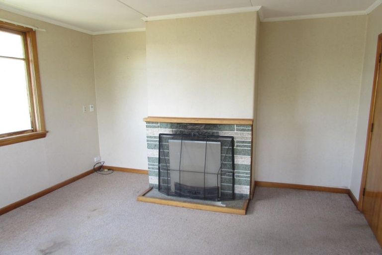 Photo of property in 39 Cambridge Street, Tapanui, 9522
