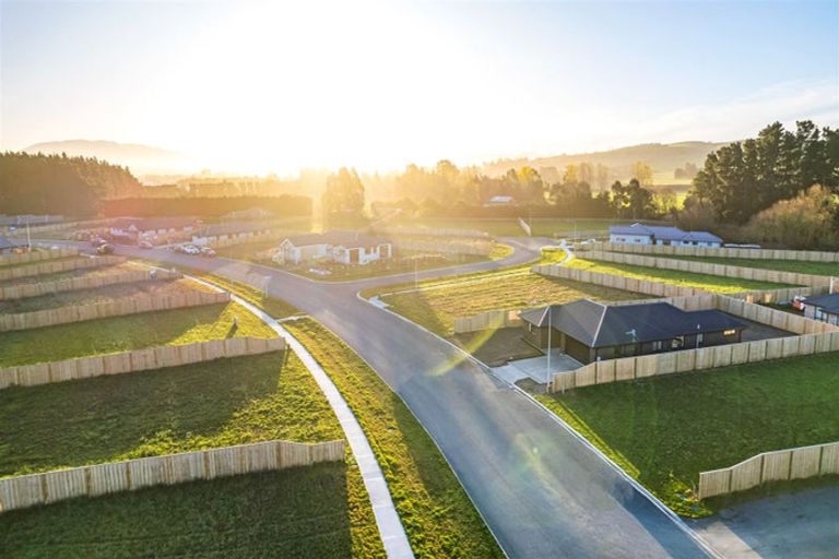 Photo of property in 21 Plover Avenue, Amberley, 7410