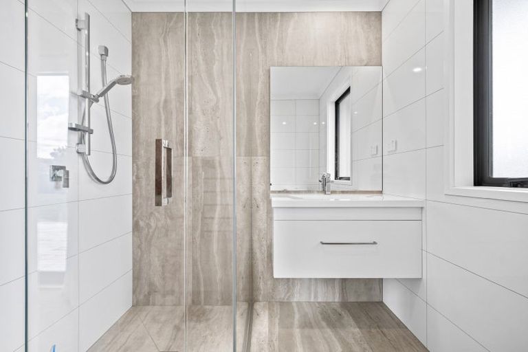 Photo of property in 2 William Gilbert Drive, Mangawhai, 0505