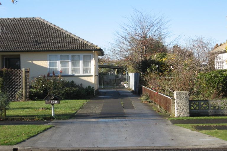 Photo of property in 10 Barton Avenue, Marewa, Napier, 4110