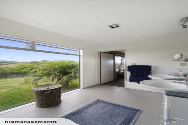 Photo of property in 126 Brownhill Road, Whitford, Manurewa, 2576