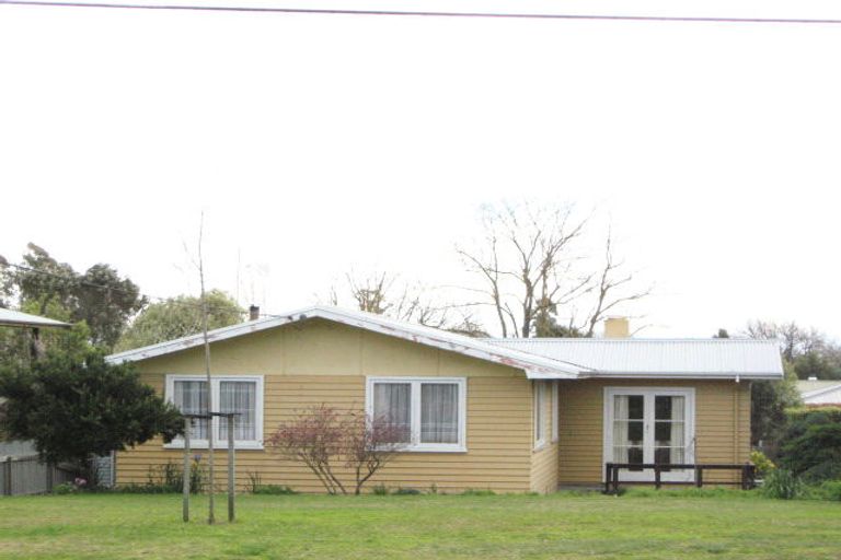 Photo of property in 70 Middle Road, Havelock North, 4130