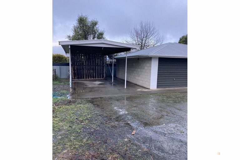 Photo of property in 2 Grace Street, Waimate, 7924