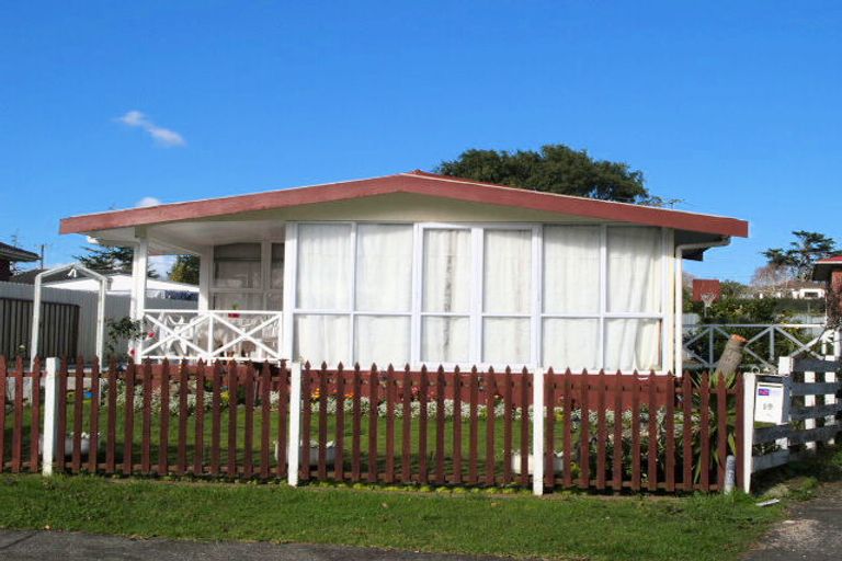 Photo of property in 19 Appleby Place, Mangere East, Auckland, 2024