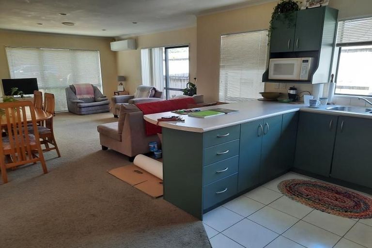 Photo of property in 34 Raphoe Road, Flat Bush, Auckland, 2019