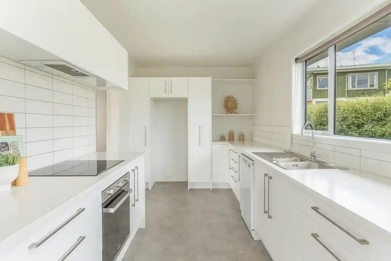 Photo of property in 1/74 Rokino Road, Hilltop, Taupo, 3330