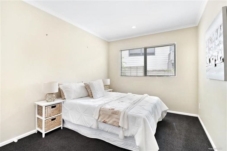 Photo of property in 88d Brian Crescent, Stanmore Bay, Whangaparaoa, 0932