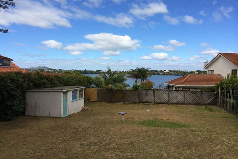 Photo of property in 82 Shakespeare Road, Milford, Auckland, 0620