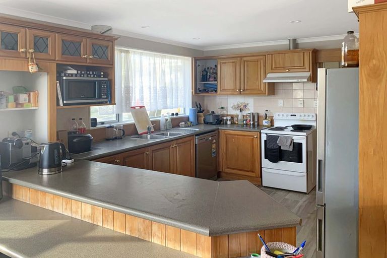 Photo of property in 83 Mark Avenue, Paparangi, Wellington, 6037