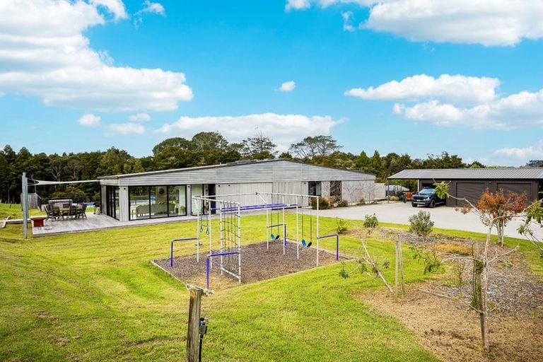 Photo of property in 99b Pebble Brook Road, Waitoki, Silverdale, 0994
