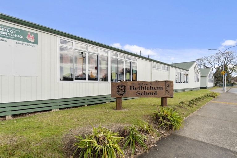 Photo of property in 14 Pembroke Drive, Bethlehem, Tauranga, 3110