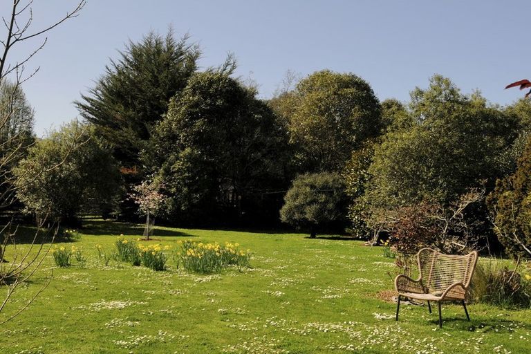 Photo of property in 23 Goodwood Road, Goodwood, Palmerston, 9481