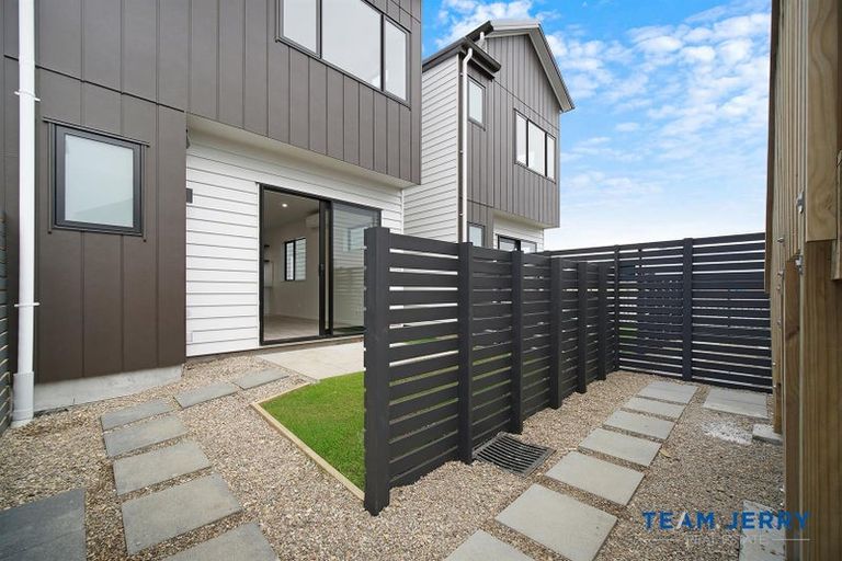 Photo of property in 65 Survila Street, Papakura, 2110