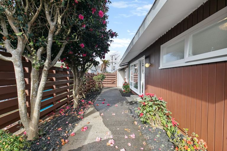 Photo of property in 4/24 Central Avenue, Papatoetoe, Auckland, 2025