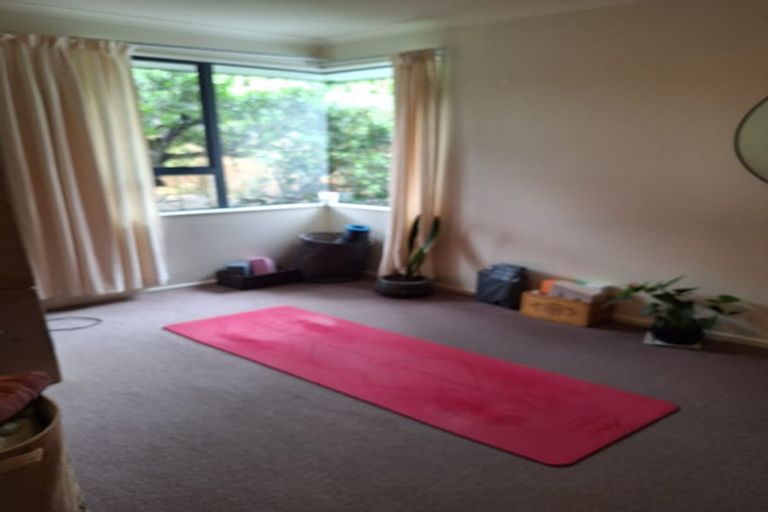 Photo of property in 85a Clovelly Road, Bucklands Beach, Auckland, 2012