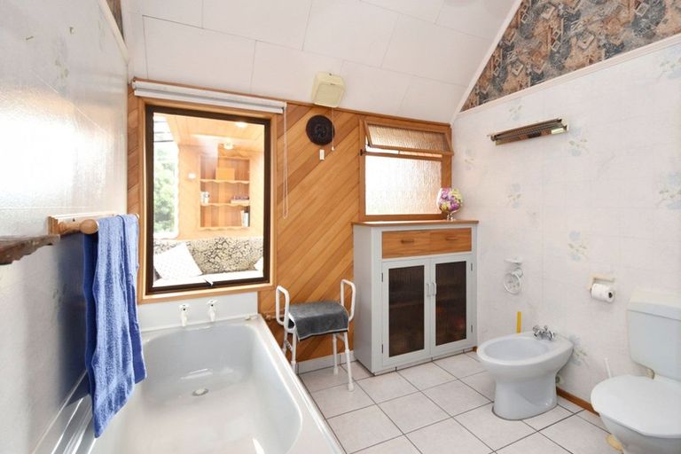 Photo of property in 22 Taiepa Road, Otatara, Invercargill, 9879