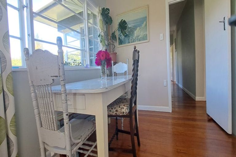 Photo of property in 70 Thames Road, Paeroa, 3600