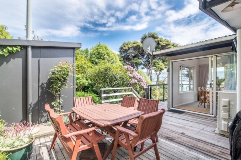 Photo of property in 35 Kingfisher Road, Takamatua, 7581