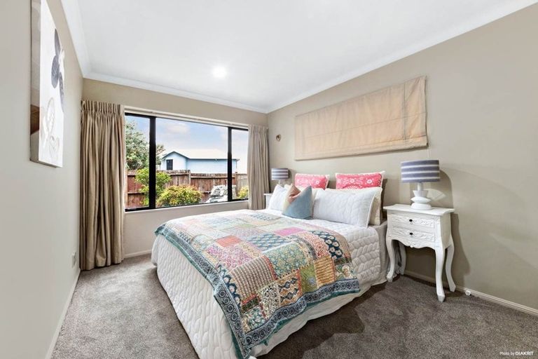 Photo of property in 157d Hobsonville Road, West Harbour, Auckland, 0618