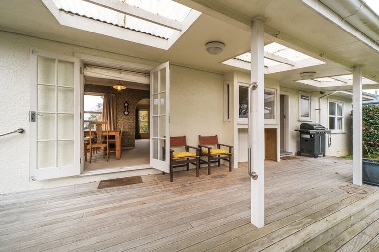 Photo of property in 8 Ake Ake Avenue, Hokowhitu, Palmerston North, 4410