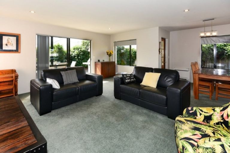 Photo of property in 10a Manly Place, North New Brighton, Christchurch, 8083
