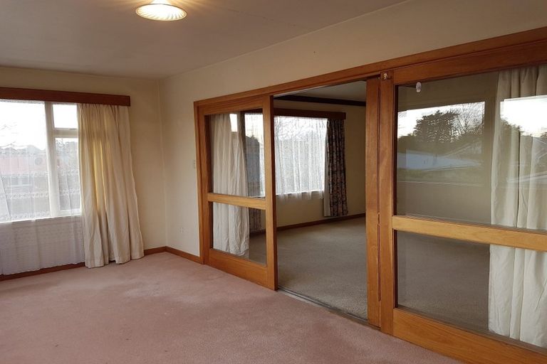 Photo of property in 2/33 Champion Street, Edgeware, Christchurch, 8013