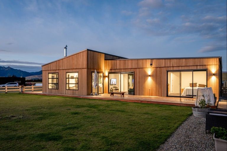 Photo of property in 9 Bull Ridge, Wanaka, 9305