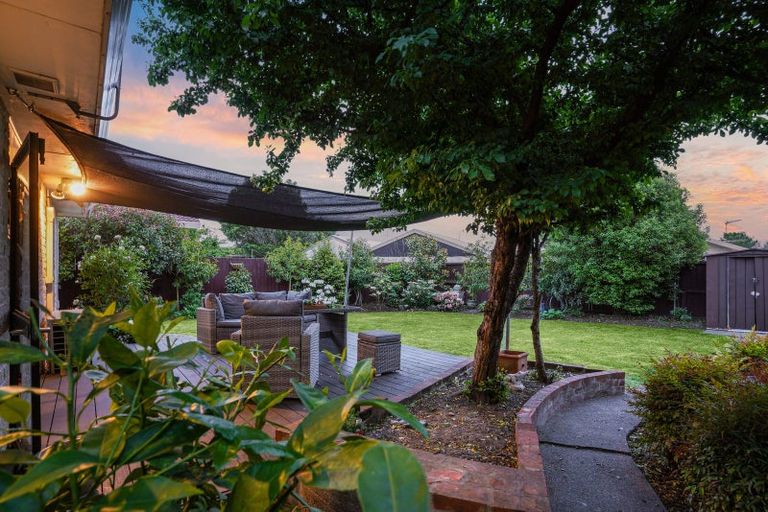 Photo of property in 1/200 Sawyers Arms Road, Bishopdale, Christchurch, 8053