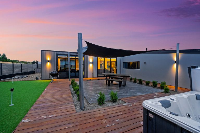 Photo of property in 8 Meyer Street, Alexandra, 9320