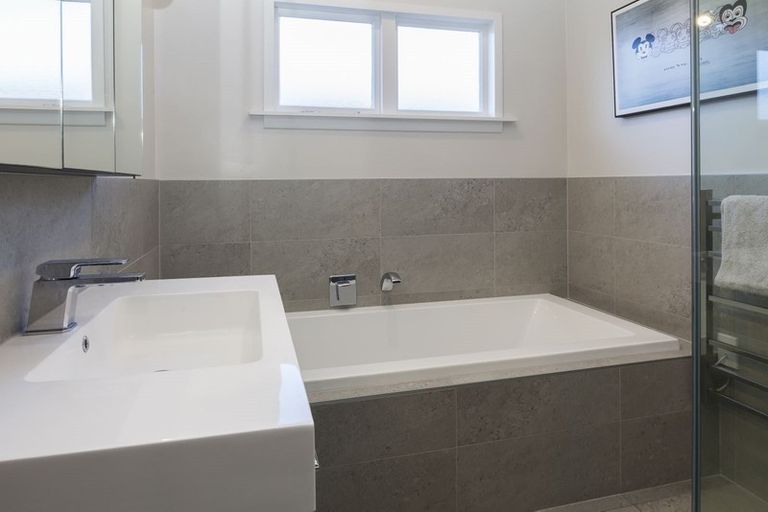 Photo of property in 6 Lansbury Avenue, Strowan, Christchurch, 8052