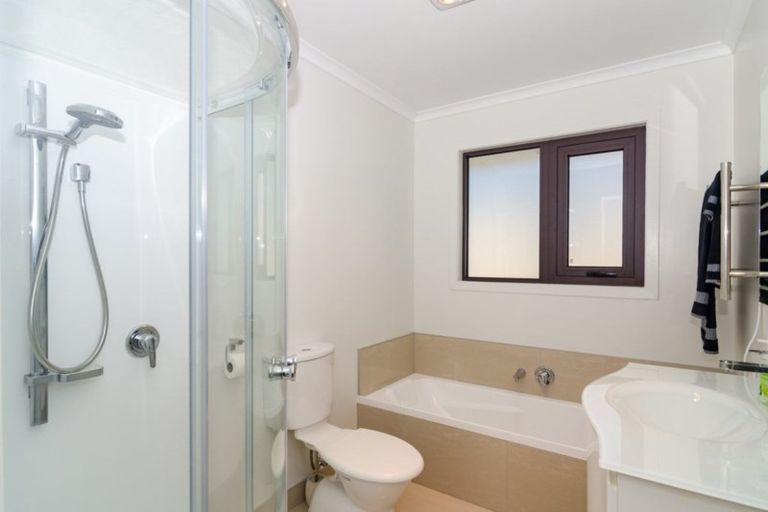 Photo of property in 37 Grandvista Drive, Green Island, Dunedin, 9018