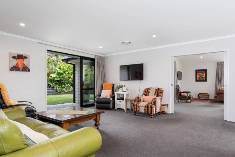 Photo of property in 4 Mckenna Lane, Omokoroa, 3114