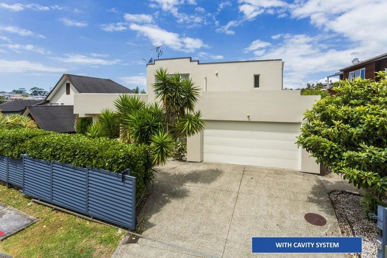 Photo of property in 78 Medallion Drive, Oteha, Auckland, 0632